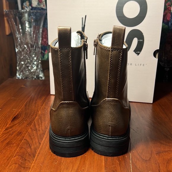 SO Brand New Lace Up / Zippered Women’s Brown Boots 8.5 - Picture 9 of 14